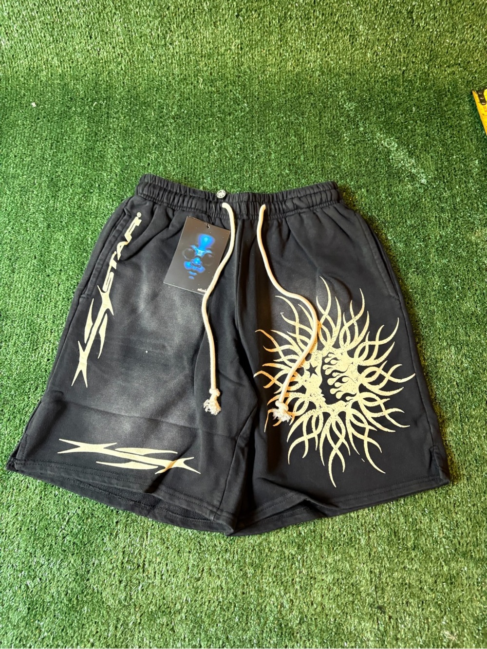 Men's Black Graphic Hybrid Shorts with Tan Sunburst Print - Picture 1 of 6